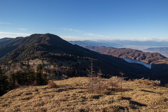 Koganezawa Mountains 小金沢連嶺